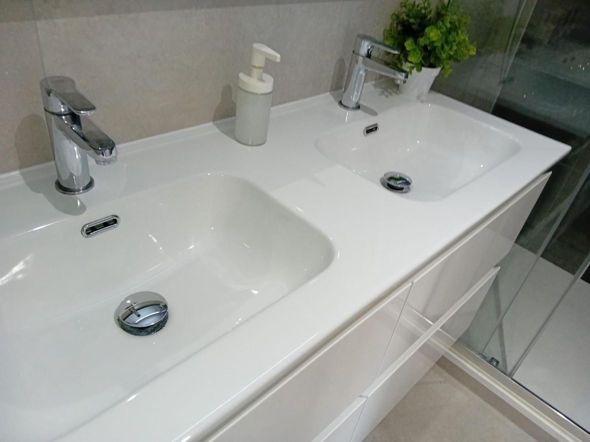 גיברלטר New Cp Luxury Studio With Spa מראה חיצוני תמונה